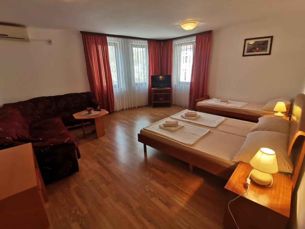 Apartments Stari Most Mostar Bagian luar foto