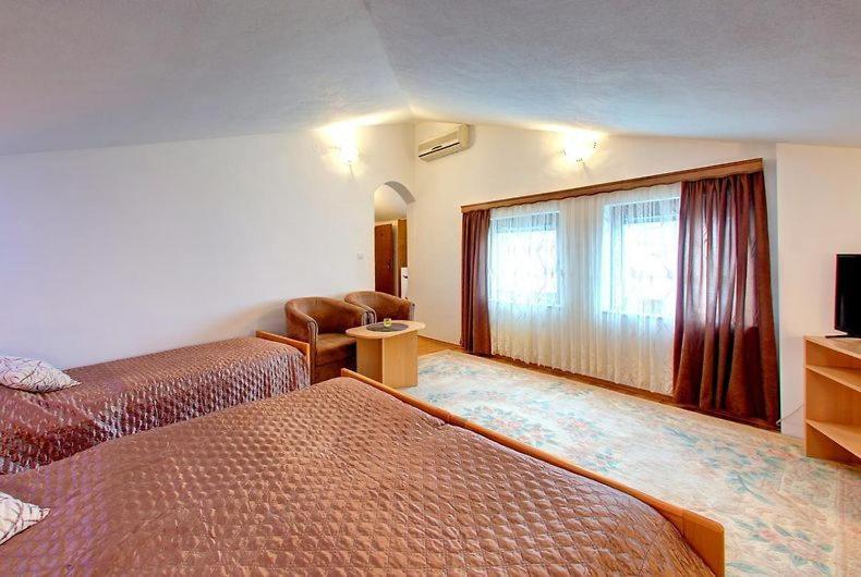 Apartments Stari Most Mostar Bagian luar foto