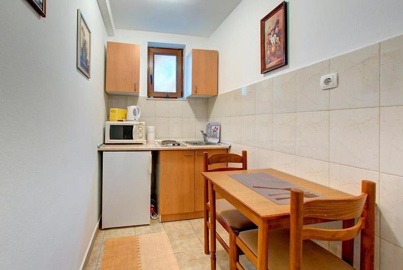 Apartments Stari Most Mostar Bagian luar foto